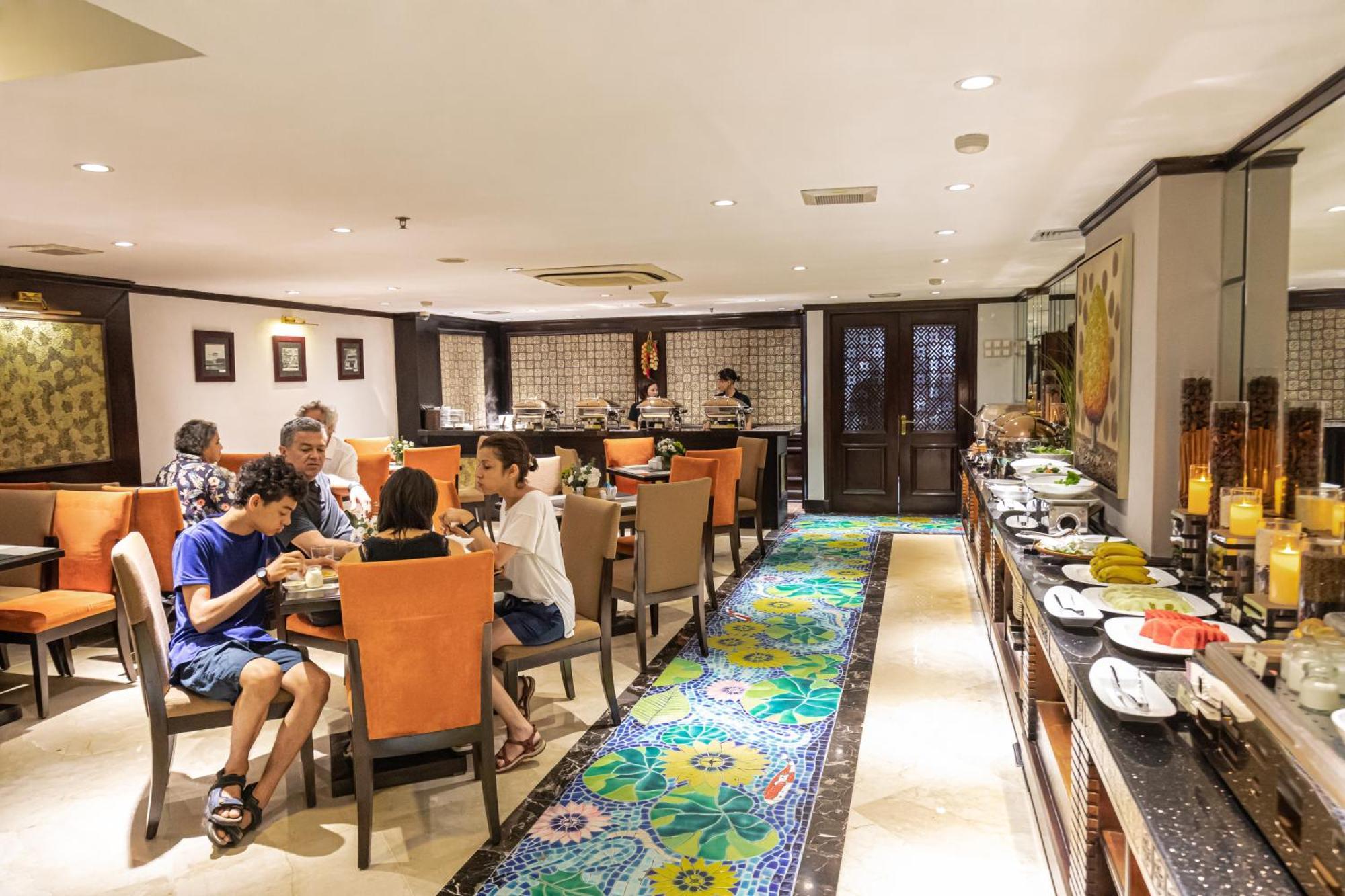 Golden Lotus Luxury 4* Hà Nội