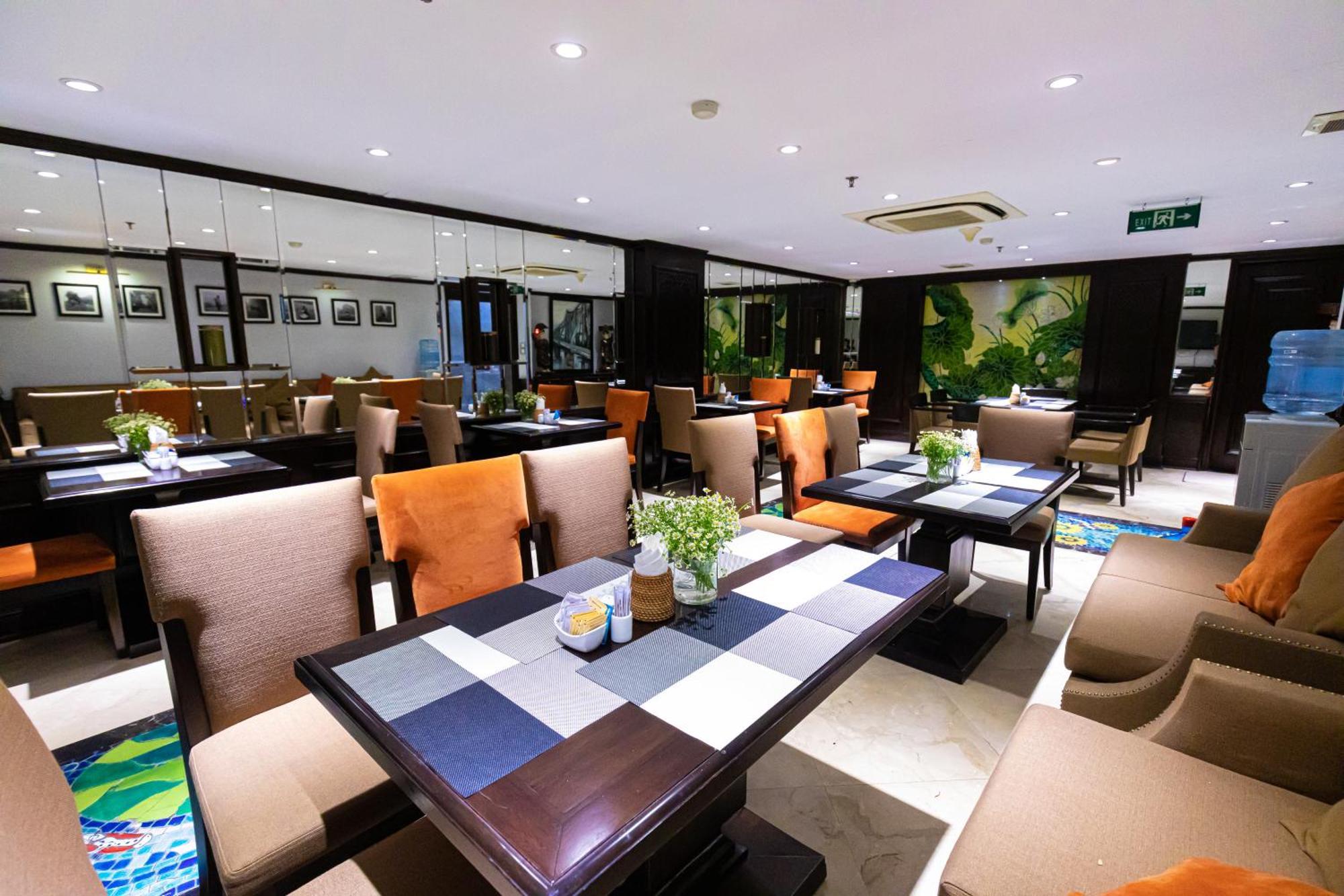 Golden Lotus Luxury Khách sạn Hà Nội