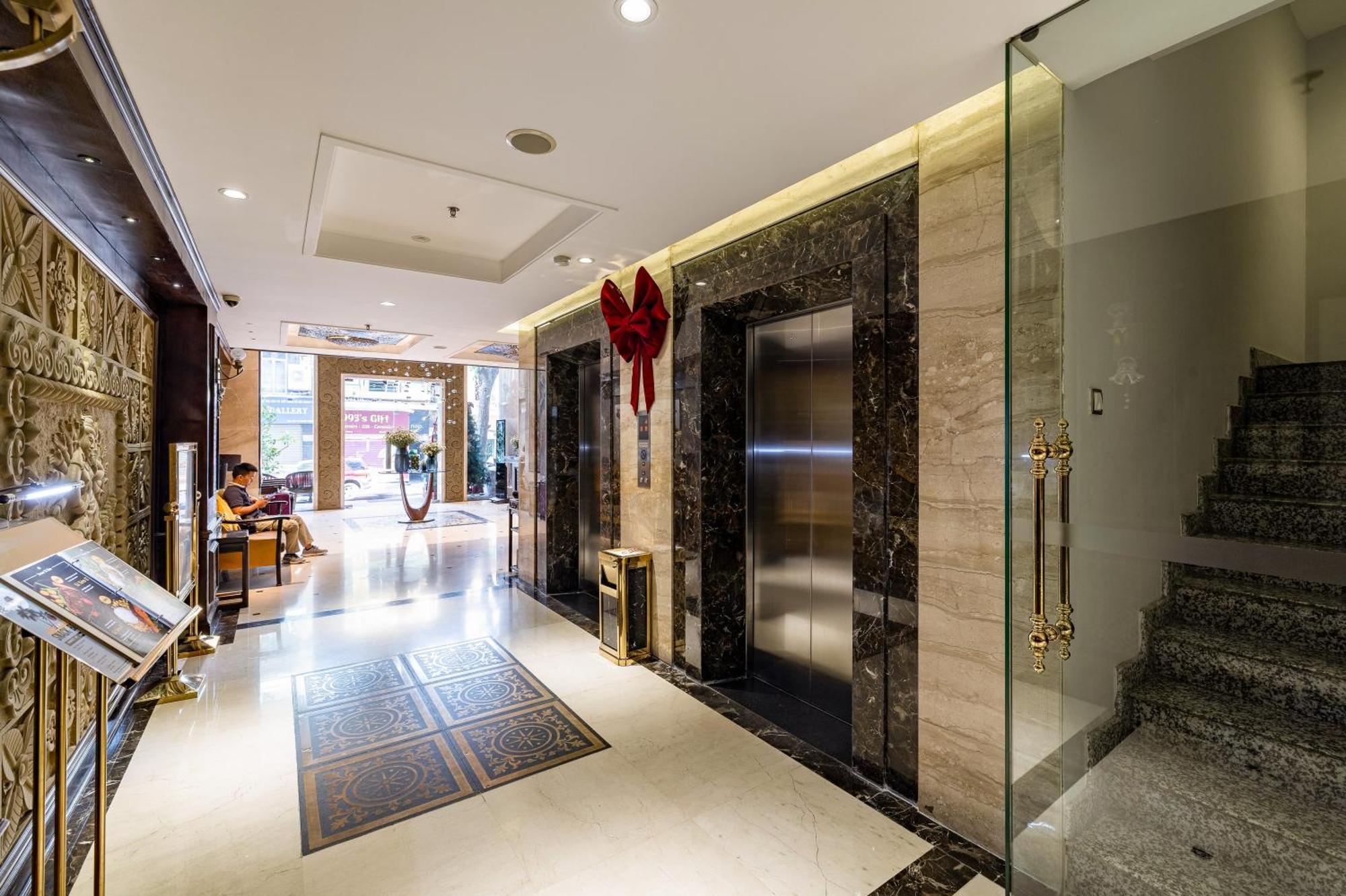 Khách sạn Golden Lotus Luxury Hà Nội