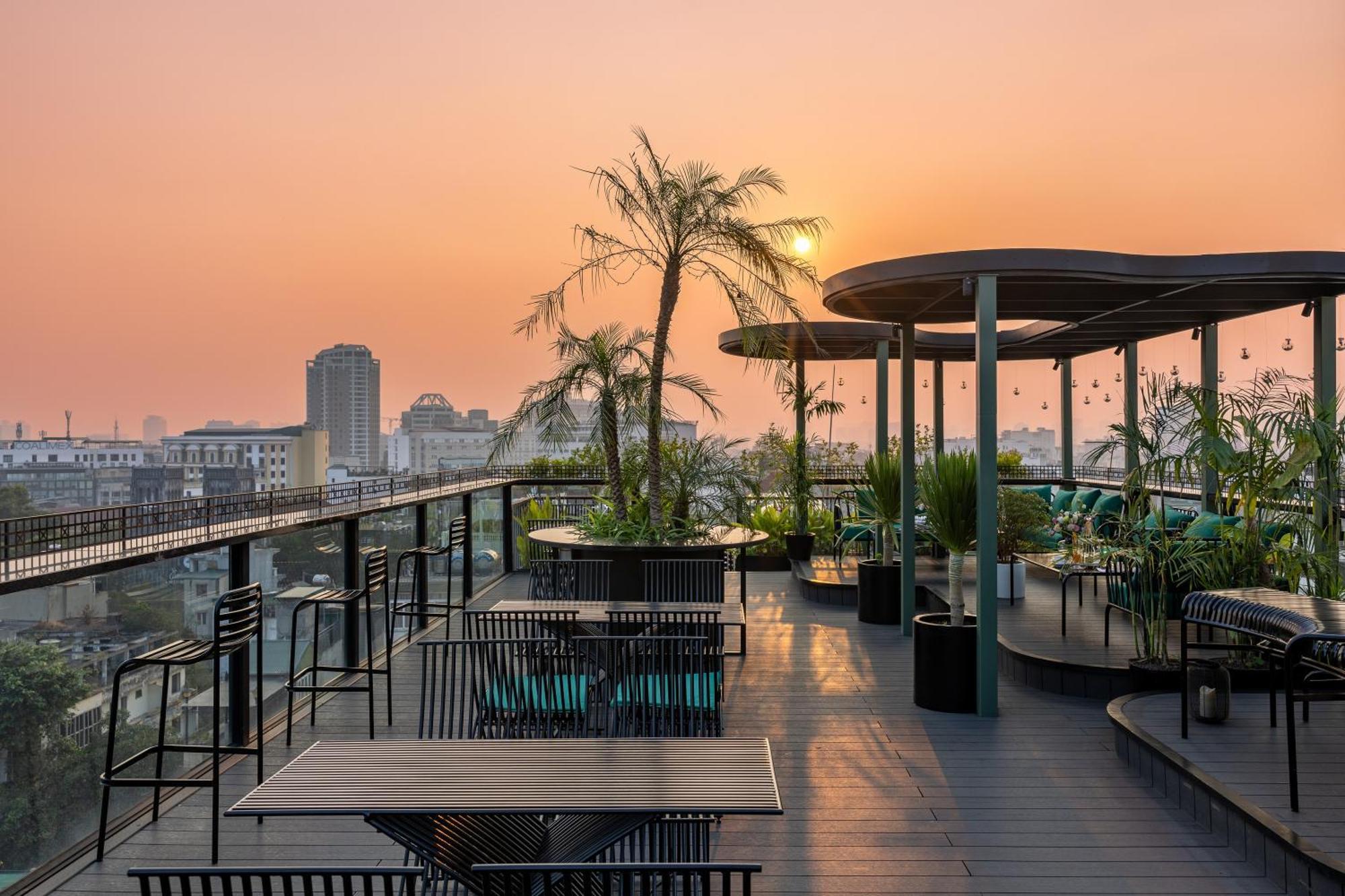 Golden Lotus Luxury Khách sạn Hà Nội