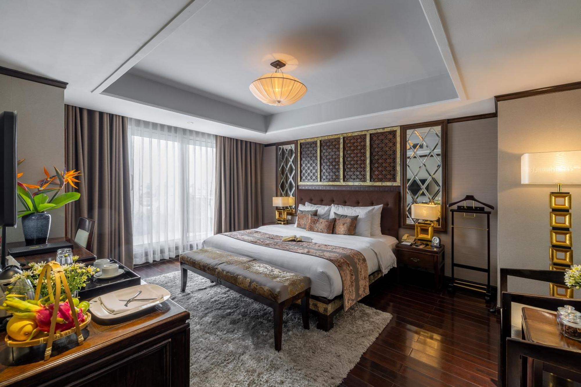 Khách sạn Golden Lotus Luxury Hà Nội